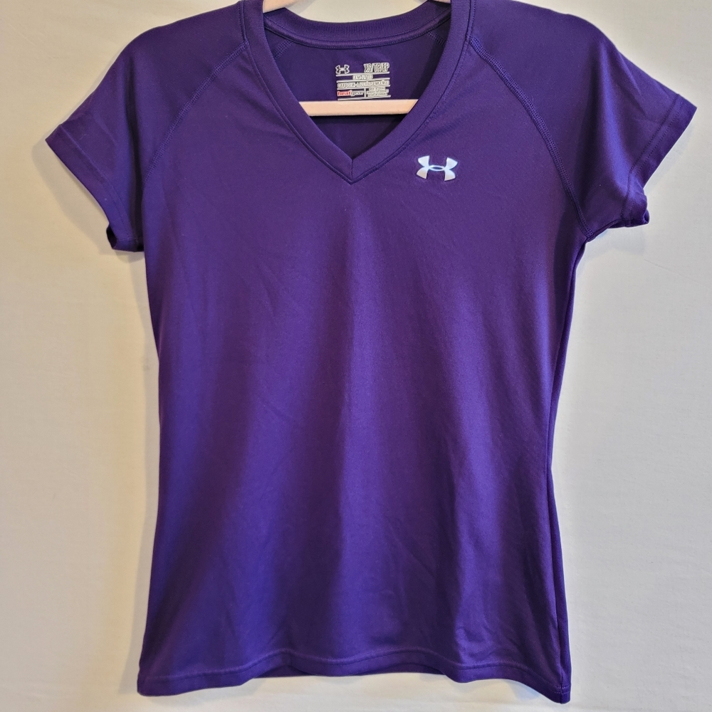 UA Heat Gear Semi-Fitted Workout Tee - Purple